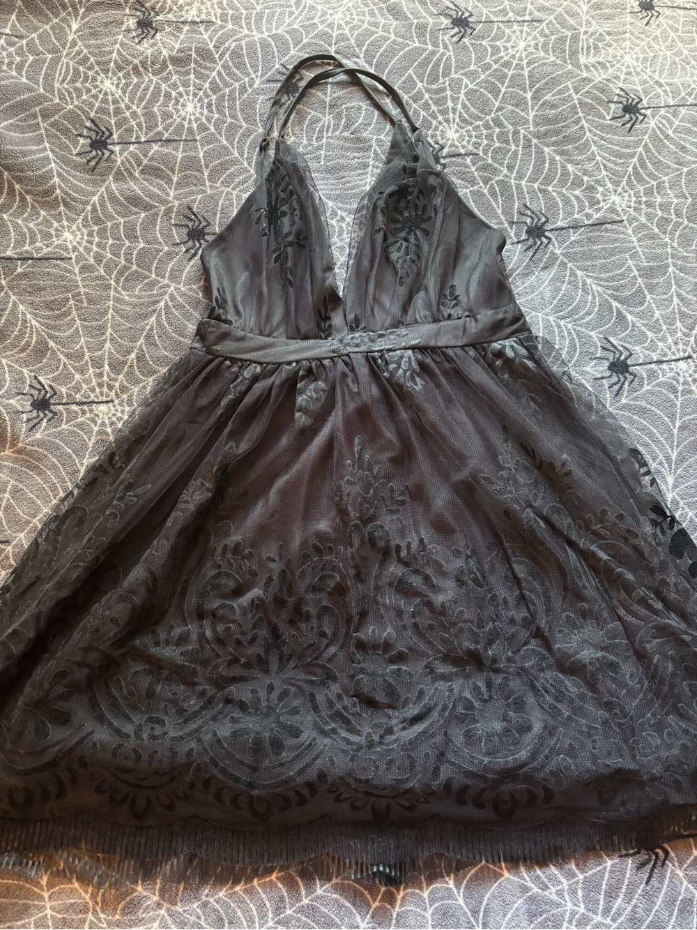 Blāshe Black Velvet Burnout Halter Skater Dress | Large